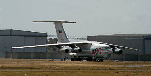 AA_airport_alution_10_23_03