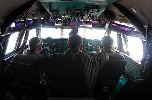 AN_planeride_south8_10_23_03