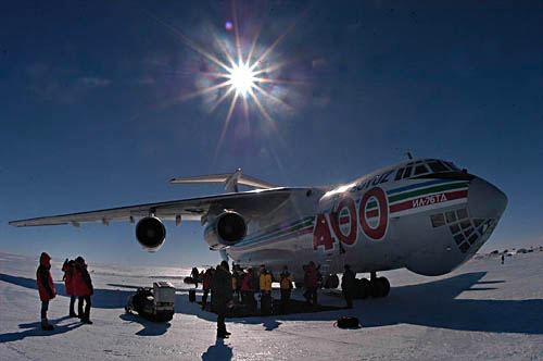 AT_ice_arrival1_10_23_03