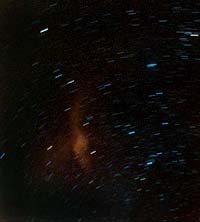 Leonid Trail after Fireball (C)1998 Vic Winter/ICSTARS Astronomy