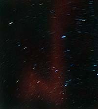 Leonid Trail after Fireball (C)1998 Vic Winter/ICSTARS Astronomy