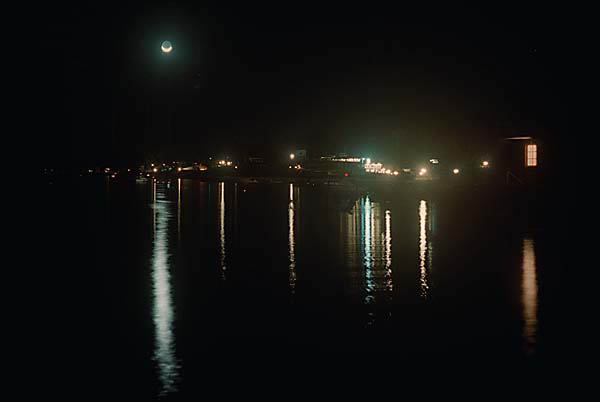 sssp98_moonset_shoreline_titicaca