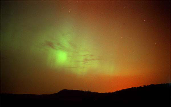 Aurora12_Wald_3_31_01_Net