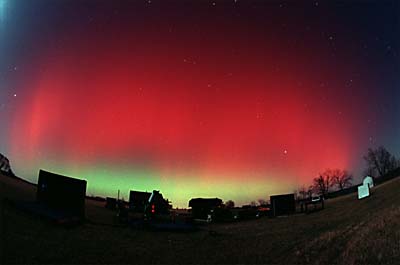 Scopeville Aurora with 16mm wide angle (C)Vic Winter/ICSTARS Astronomy