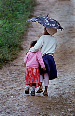 mad_rain_kids_umbrella