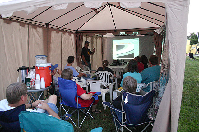 03 Tent-talk-540