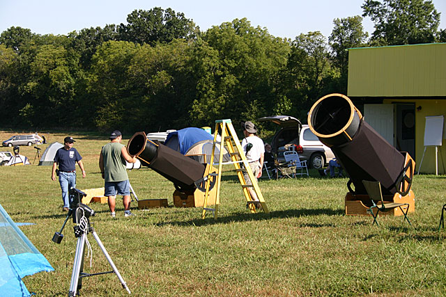 06 Big-dobs-on-the-field-486