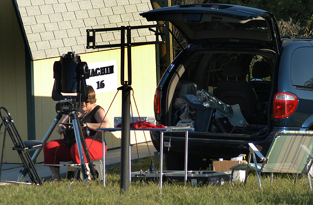 setting_up5_jackie